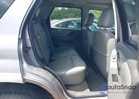 2007 Ford Escape Xlt/Xlt Sport z USA, uszkodzony, nr VIN 1FMYU03127KA62456